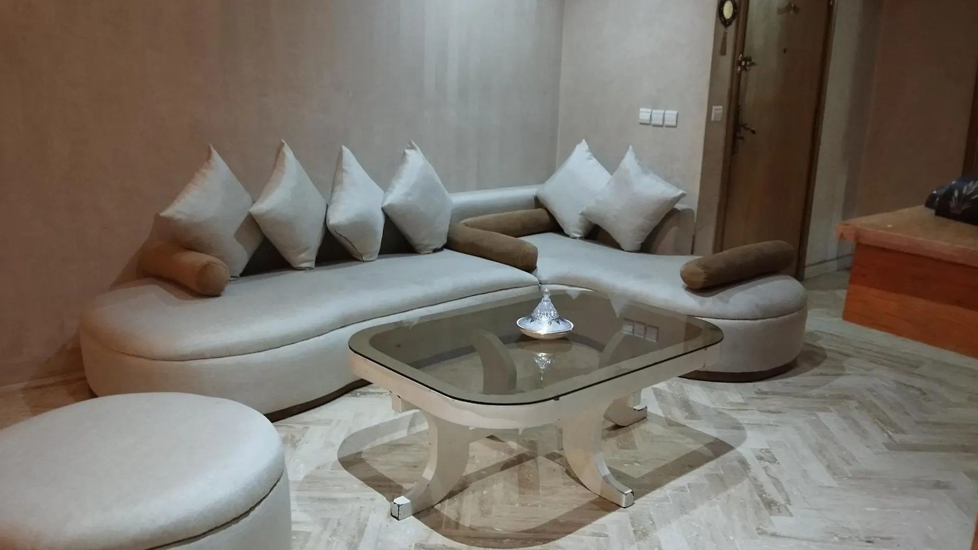 Appartement De Luxe Residence Du Palais Ghandi 卡萨布兰卡 0*,  摩洛哥