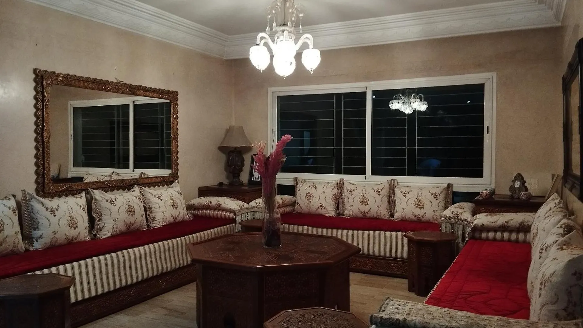 公寓 Appartement De Luxe Residence Du Palais Ghandi 卡萨布兰卡